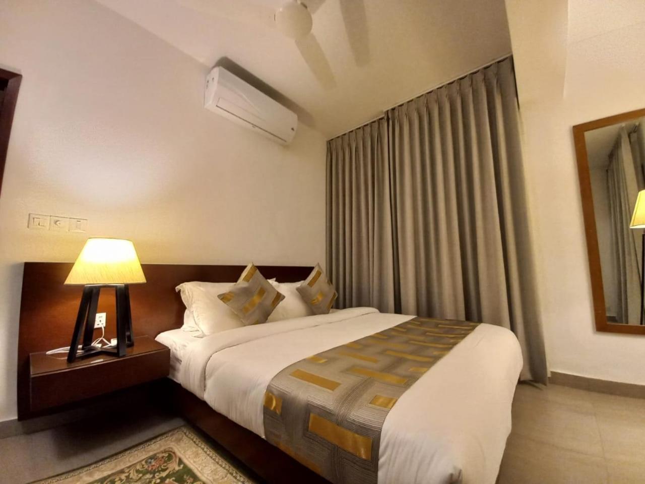 Hotel Royal Koks Badźar Zewnętrze zdjęcie